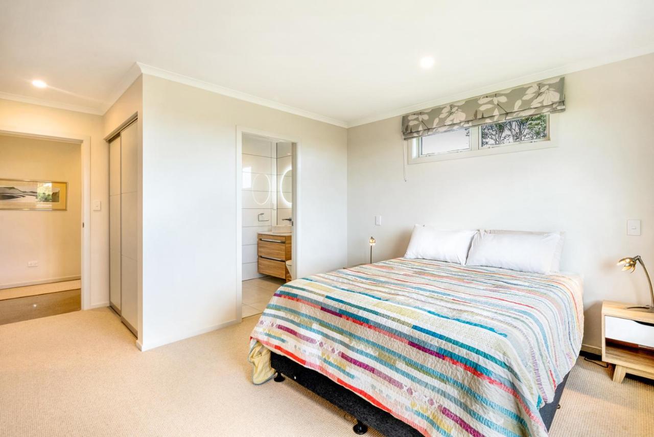 Matenga Townhouse - Waikanae Holiday Home Exterior photo